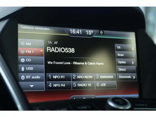 Ford C-MAX 1.5 TITANIUM 2016 Benzine 27