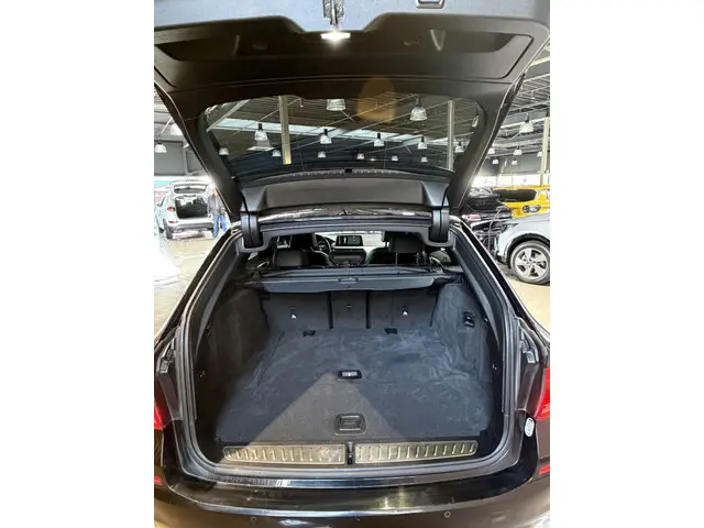 BMW 5 Serie Touring 530i High Executive 2018 Benzine 7