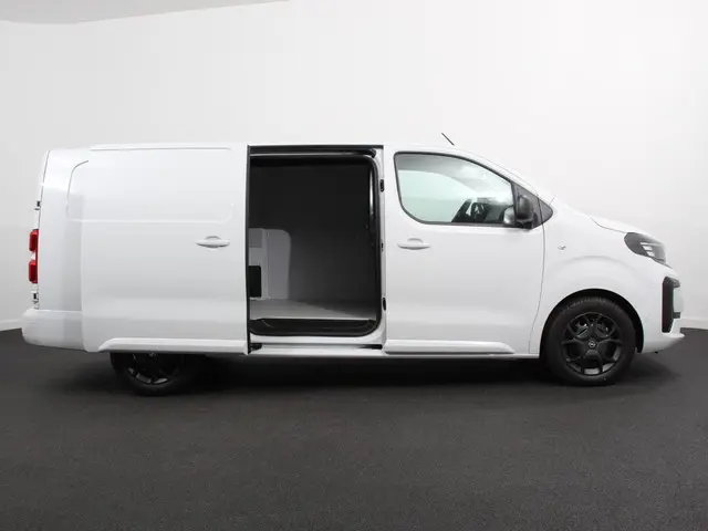 Opel Vivaro 1.5 Diesel 120 S&S L3 2024 Diesel 9