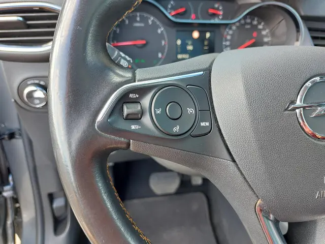 Opel Crossland X 1.2 Innovation 2018 Benzine 20