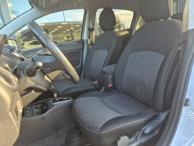 Mitsubishi Space Star 1.2 Nova 2021 Benzine 27