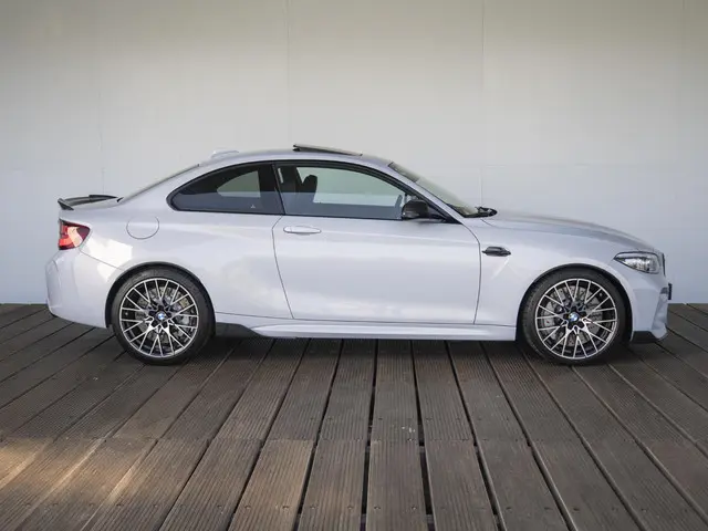 BMW 2 Serie Coupé M2 Competition 2020 Benzine 4