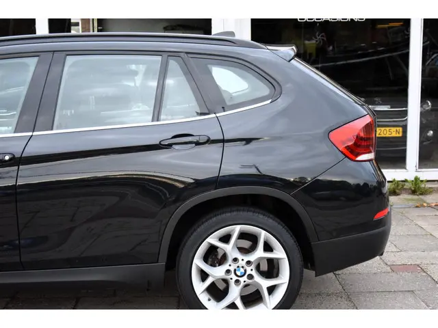 BMW X1 SDrive20i Executive 2014 Benzine 10