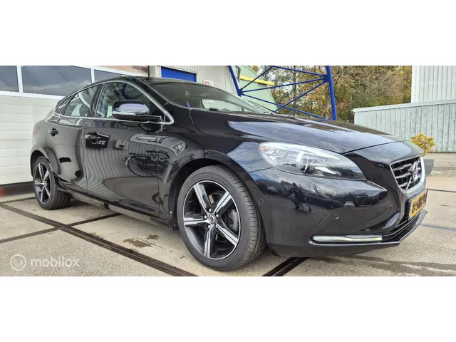 Volvo V40 1.6 T3 Momentum 2013 Benzine 6