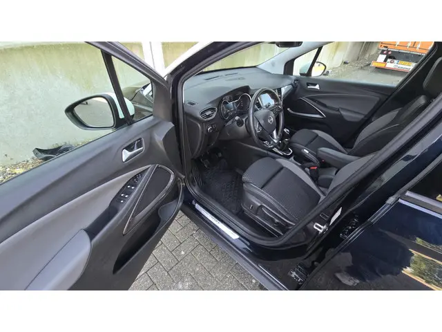 Opel Crossland X 1.2 Turbo Innovation 2017 Benzine 15
