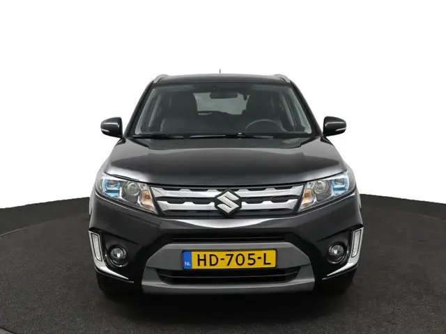 Suzuki Vitara 1.6 High Executive 2015 Benzine 16