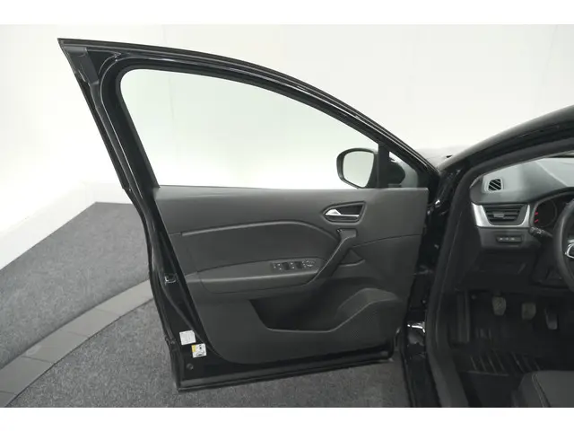 Renault Captur TCe 90 Evolution 2023 Benzine 68