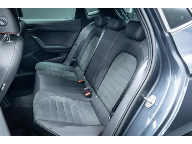 SEAT Ibiza 1.0 EcoTSI FR Business Connect 2025 Benzine 39