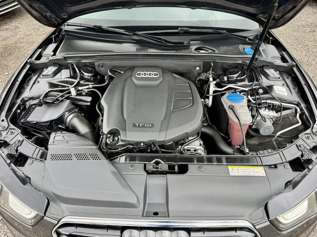 Audi A5 Cabriolet 1.8 TFSI Pro Line S 2013 Benzine 32