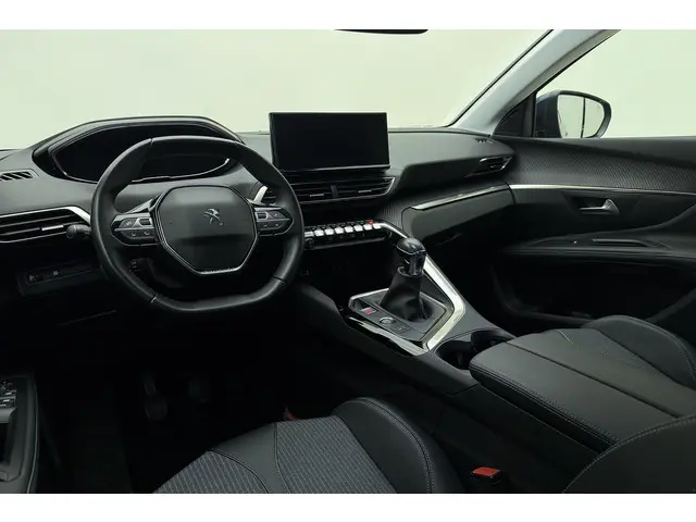 Peugeot 5008 1.2 PureTech Allure 2021 Benzine 17