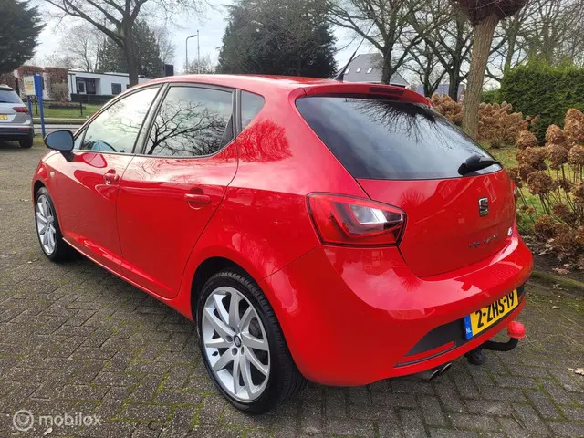 SEAT Ibiza 1.2 TSI FR,trekhaak, navigatie 2015 Benzine 3