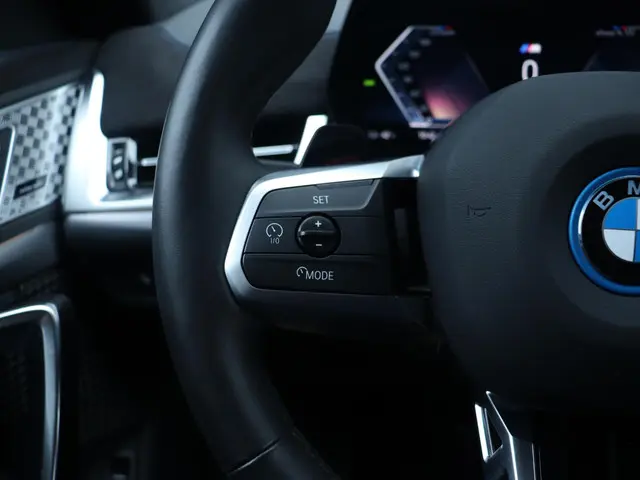 BMW iX2 eDrive20 2024 Elektrisch 18