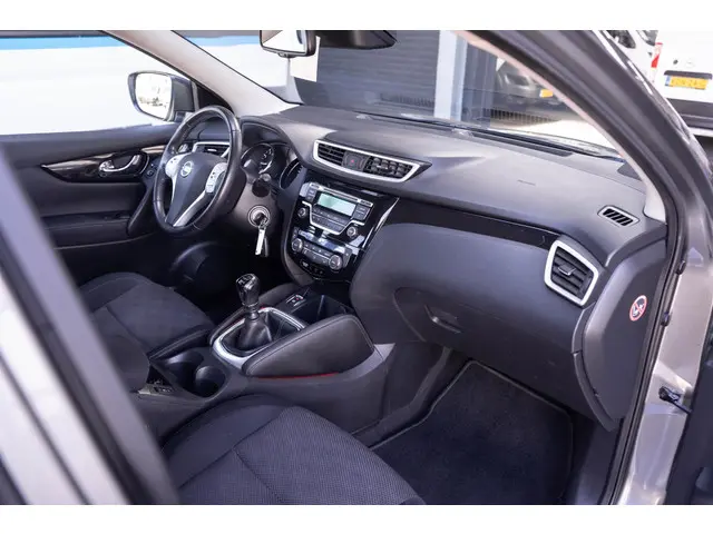 Nissan QASHQAI 1.2 Acenta 2016 Benzine 30