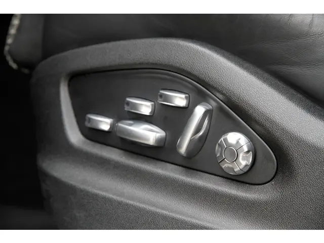Porsche Cayenne Coupé 3.0 E-Hybrid 2019 Hybride Benzine 24