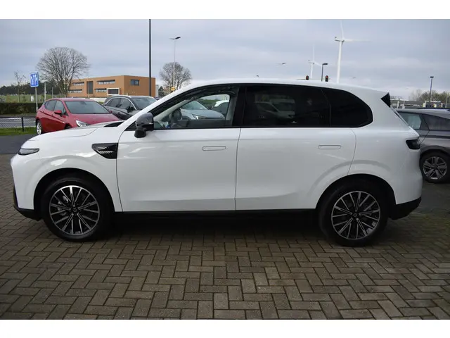 Leapmotor B10 Design ProMax 67.1 kWh 2025 Elektrisch 6