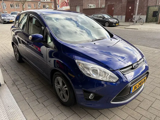 Ford C-MAX 1.0 Trend 2014 Benzine 6