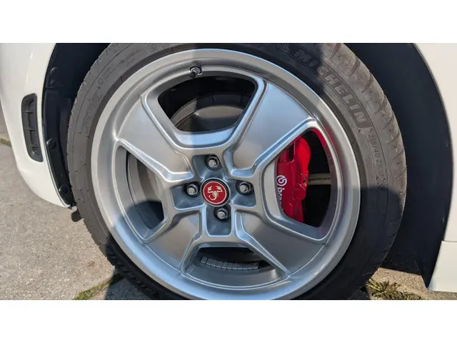 Fiat 124 Spider 1.4 MultiAir Turbo Abarth 2016 Benzine 13