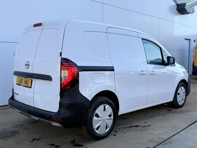 Nissan Townstar 1.3 TCe 130PK 2022 Benzine 3