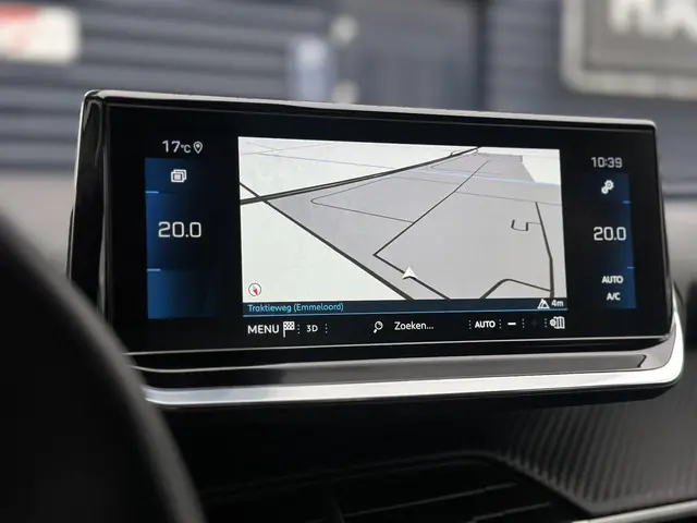 Peugeot 208 1.2 PureTech 100pk Allure Pack 2021 Benzine 15