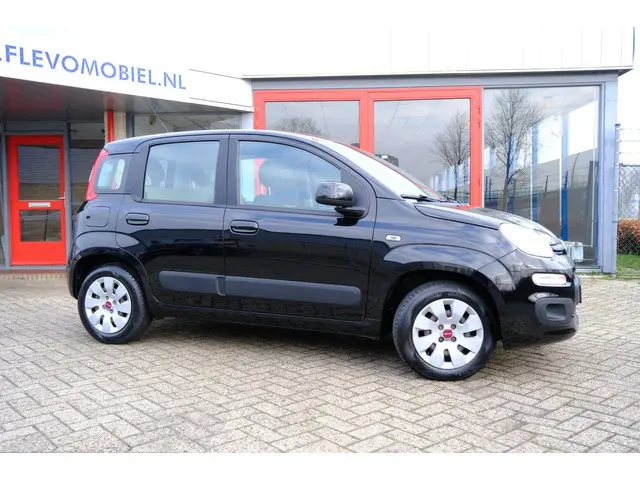 Fiat Panda 0.9 TwinAir Lounge Airco|41.000km! 2016 Benzine 4