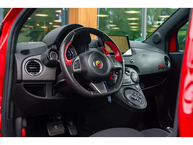 Fiat 500 1.4 T-Jet Abarth Competizione 2015 Benzine 11