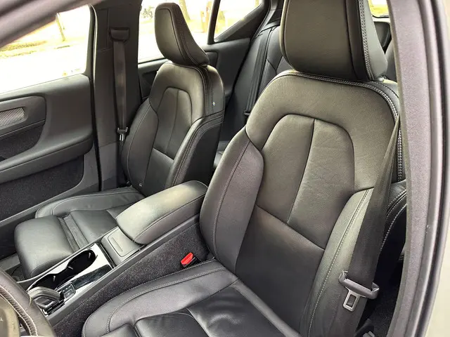 Volvo XC40 Recharge P8 AWD R-Design 2020 Elektrisch 17