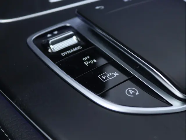 Mercedes-Benz E-Klasse 200 Luxury 2022 Hybride Benzine 78