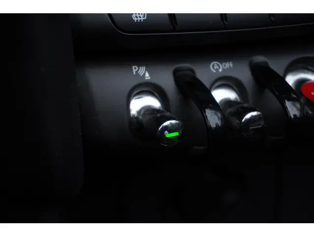 MINI Cooper Cabrio C 2020 Benzine 28