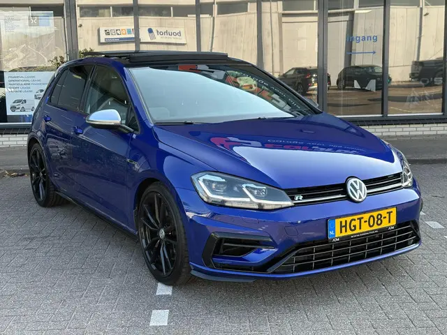 Volkswagen Golf 2.0 TSI 4Motion R / PANO 2017 Benzine 13