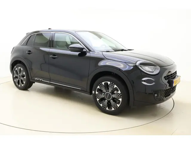 Fiat 600 1.2 Hybrid La Prima 2024 Benzine 8
