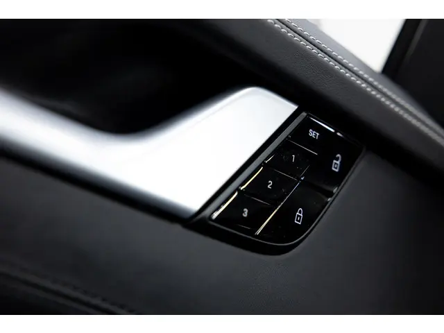 Porsche 911 992 3.0 Carrera 4S 2021 Benzine 34