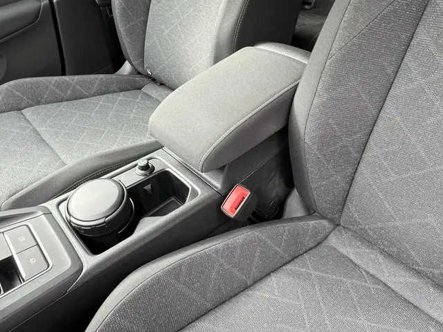 Volkswagen Golf 1.5 TSI Life 2020 Benzine 16