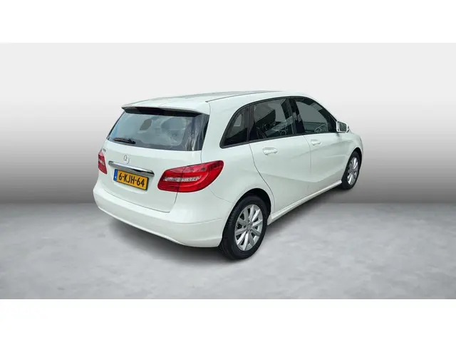 Mercedes-Benz B-Klasse 180 Ambition 2013 Benzine 4