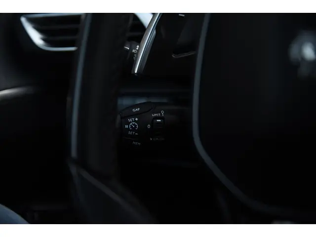 Peugeot 3008 1.6 PureTech Allure 2018 Benzine 45