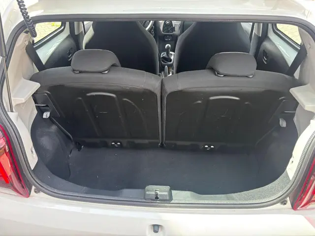 Peugeot 108 1.0 e-VTi Active 2017 Benzine 9