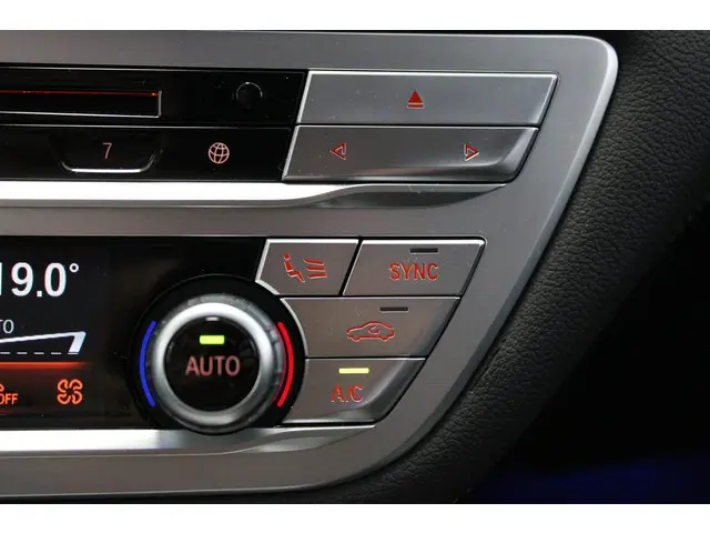 BMW 7 Serie 745e High Executive 2022 Hybride Benzine 47