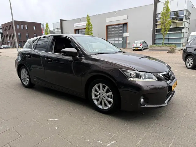 Lexus CT 3