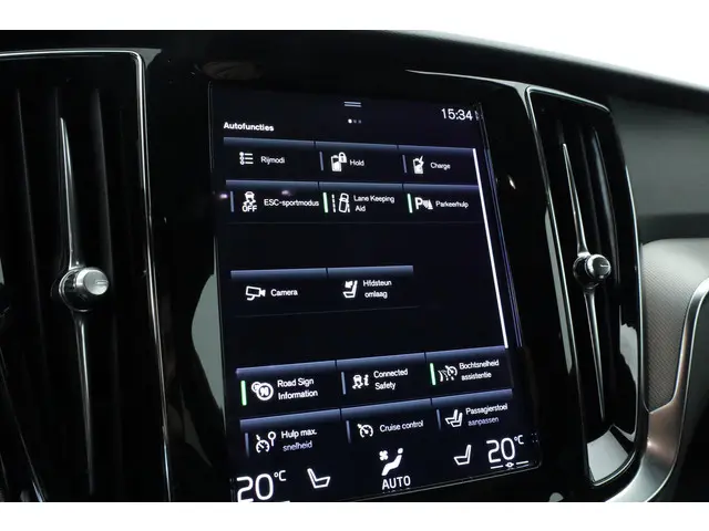 Volvo V60 T8 Recharge R-Design 2022 Hybride Benzine 21