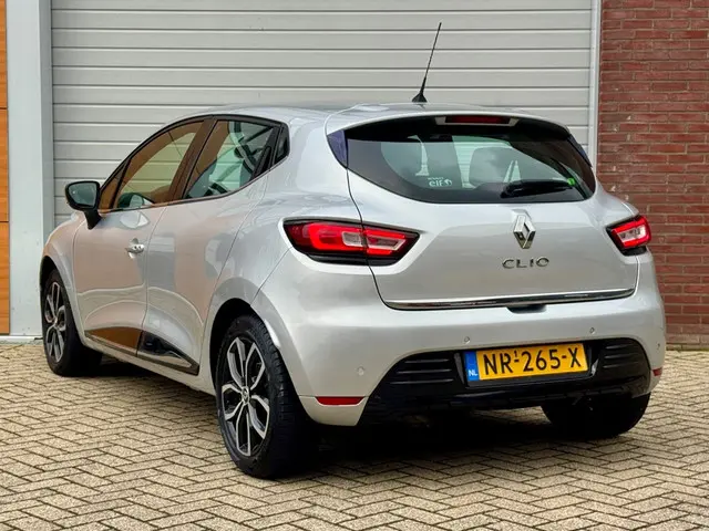 Renault Clio 1.2 TCe Intens Automaat 2017 Benzine 5