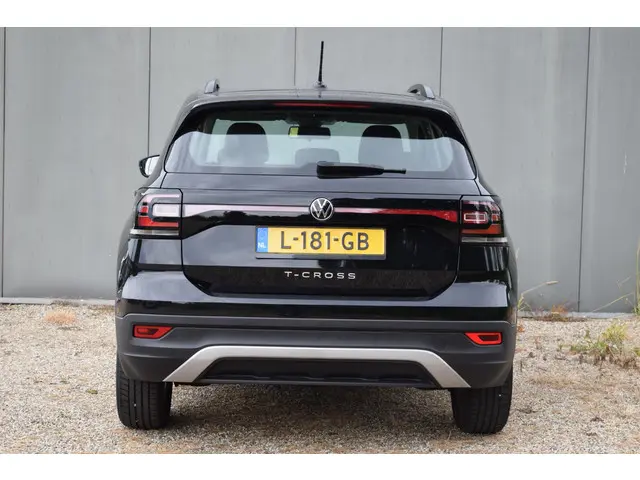 Volkswagen T-Cross 1.0 TSI Life 2021 Benzine 21