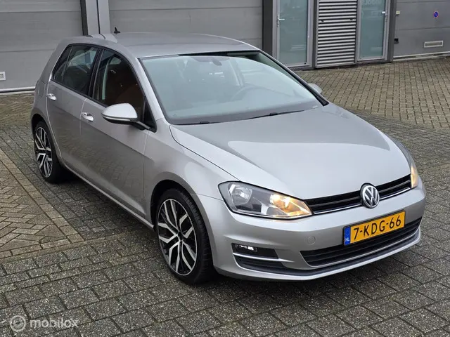 Volkswagen Golf 2
