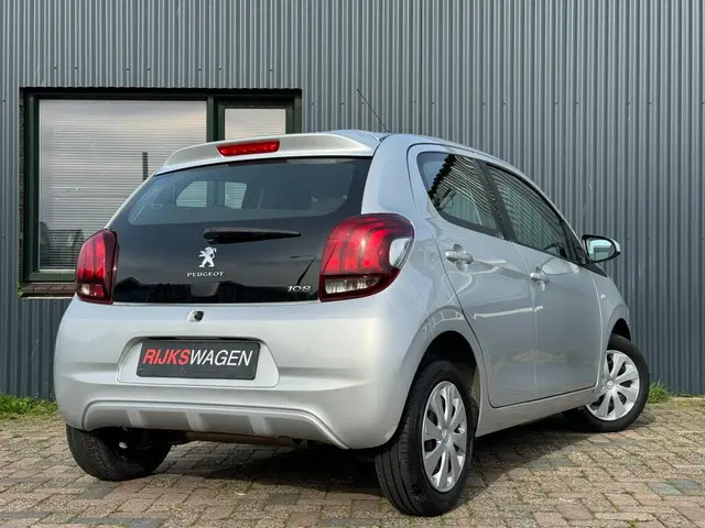 Peugeot 108 3