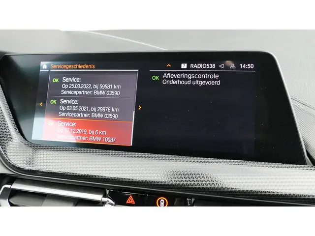 BMW 1 Serie 118i Executive Edition 2020 Benzine 9
