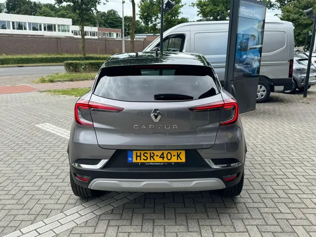 Renault Captur 160 Intens EDC 2023 Benzine 4