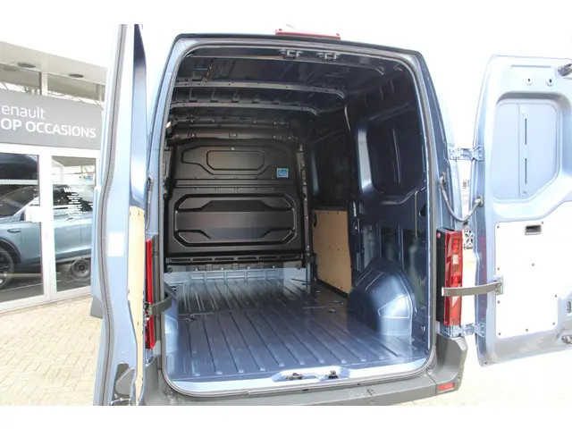 Renault Master T35 2.0 dCi 130 L2H2 Start 2024 Diesel 9