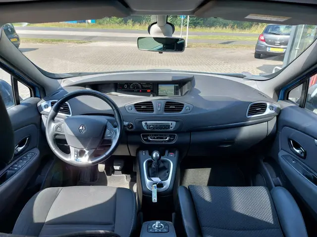 Renault Scénic 1.2 TCe Limited 2016 Benzine 16