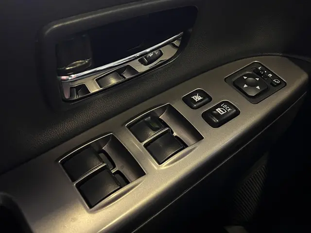 Mitsubishi ASX 2.0 Intense+ 2019 Benzine 27