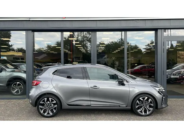 Mitsubishi Colt 1.0T MT Instyle 2025 Benzine 25