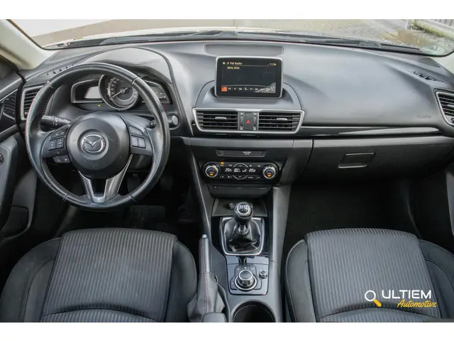 Mazda 3 2.0 Skylease 2014 Benzine 8