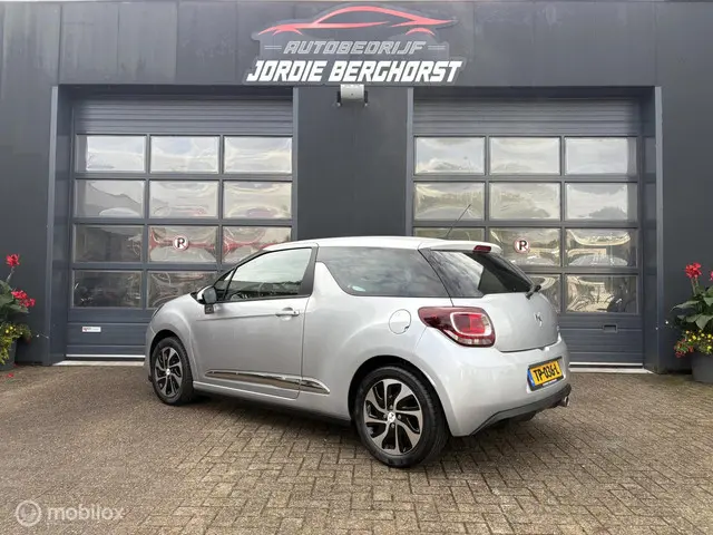 DS DS 3 1.2 PureTech Business 2018 Benzine 6
